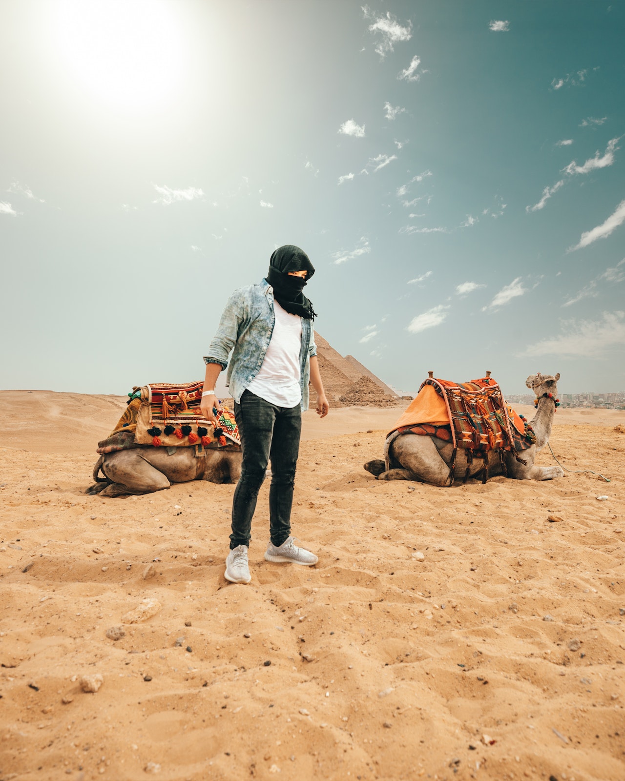 Photograph of airport in UAE air tickets